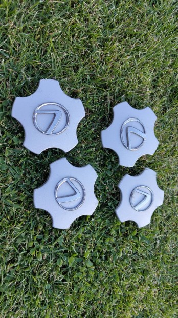 Lexus is200 gy�ri felnikupakok