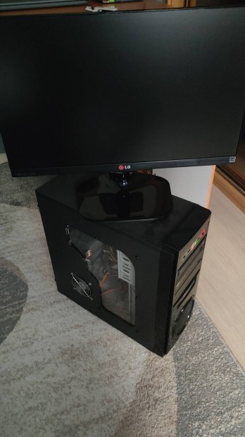 Lg Full HD monitor+komplett Pc