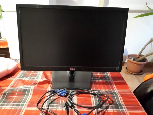 Lg  led monitor 21,5"