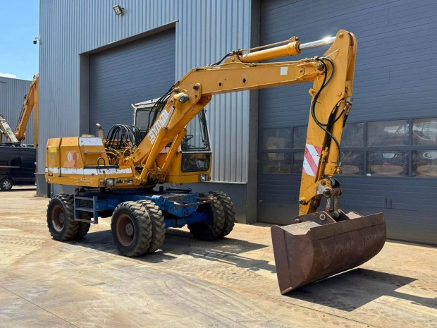 Liebherr A900C / 5582 üzemóra / Lízing 20%-tól