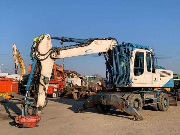 Liebherr A914C gumikerekes kotr