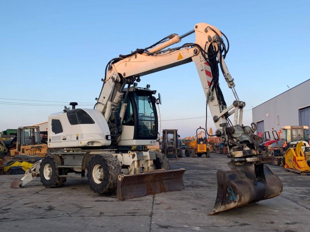 Liebherr A914 Compact+Rototilt Engcon gumikerekes kotr