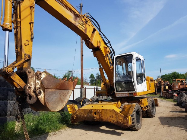 Liebherr A 902.Litronic.