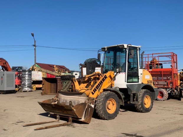 Liebherr L506 homlokrakod�