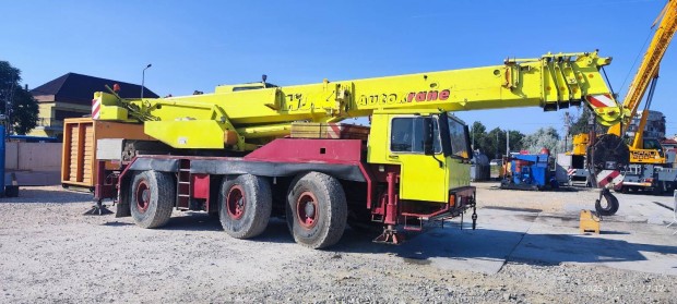 Liebherr LTM 1040/1