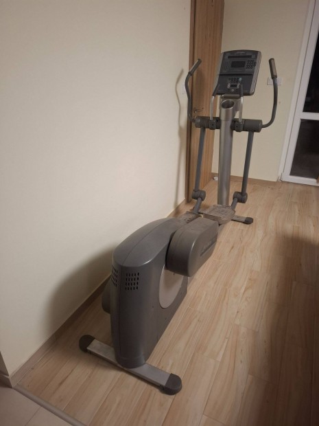 Life Fitness 95Xi elliptikus trner