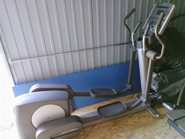 Life fitness 95xi elliptikus trner 