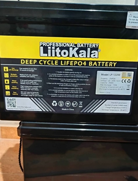 Lifepo4 munka akkumultor 12V 200Ah