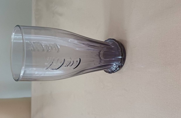 Lila kupaktalp Coca-Cola vegpohr