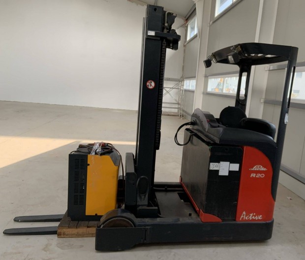 Linde R20 elektromos oldal�l�ses tol�oszlopos targonca 2 tonn�s