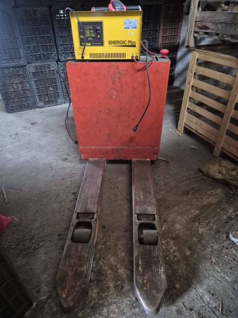 Linde T16 elektromos gyalogkis�ret� raklapemel� elad�