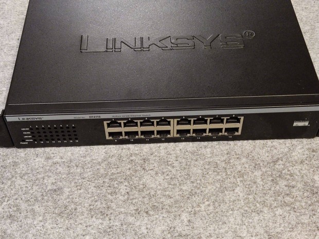 Linksys EF4116 - 16 portos switch