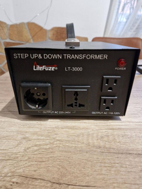 Litefuze LT-3000 feszltsgtalakt transzformtor 3000W