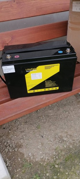 Lithiumvasfoszft Lifepo4 12V 150Ah akku