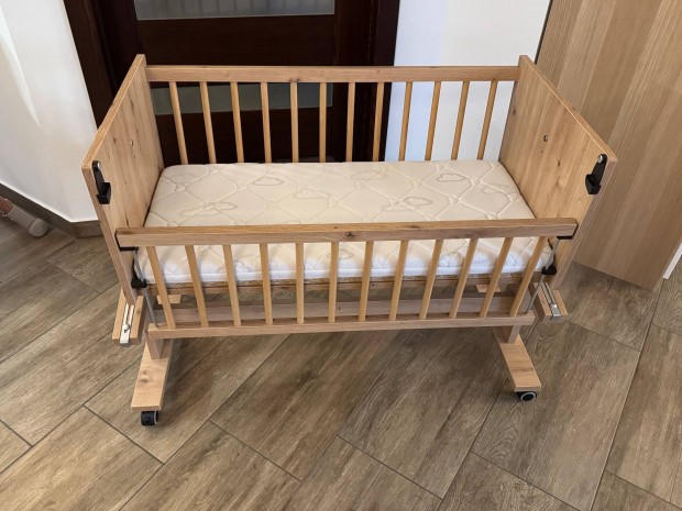 Little Sky Zoya b�lcs� + matrac + extr�k