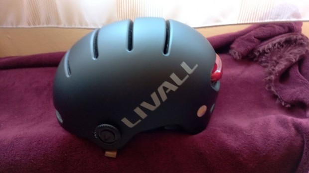 Livall Smart kerkpros sisak ( Full , Top )