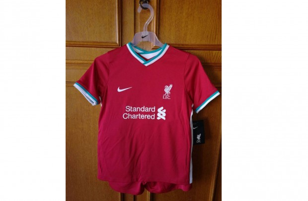 Liverpool FC piros eredeti Nike gyerek mez szett (XL, 122-128)