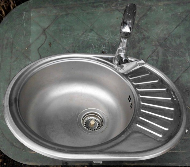 Livinox EC-157 mosogat� + csaptelep