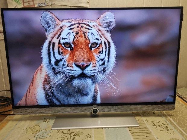 Loewe 102cm, 4K, Wifi, Youtube, Smart Led Tv