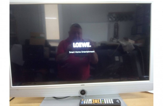 Loewe Art32 82cm-es, fels kategris, Full HD-s LED tv-monitor
