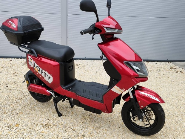 Lofty 16 elektromos robog s terep roller