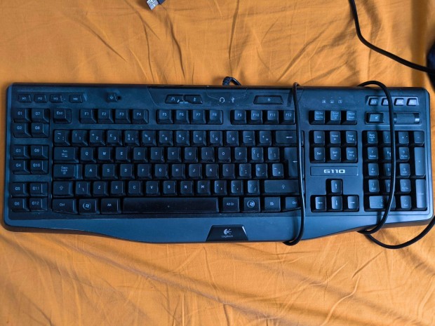 Logitech G110 gamer billentyzet