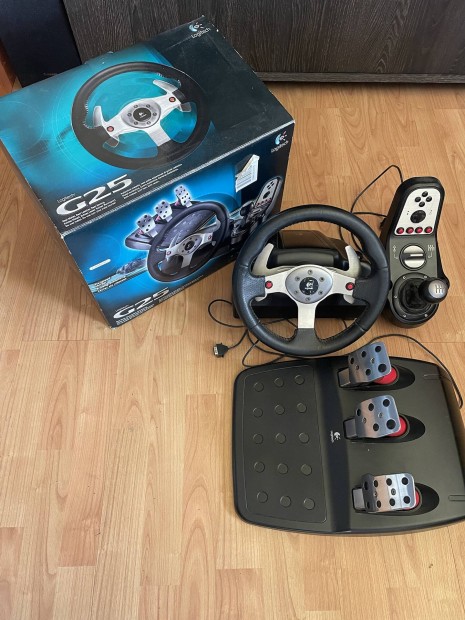 Logitech G25 Racing Wheel