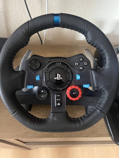 Logitech G29 ( csak próbálva volt )