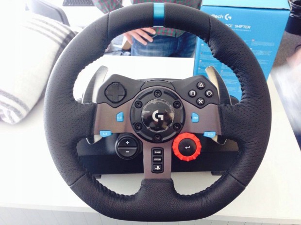 Logitech G29 kormny Elad