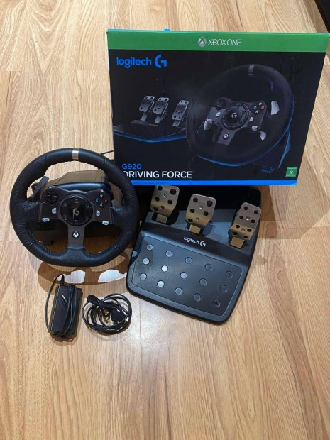 Logitech G920 Driving Force PC/Xbox One