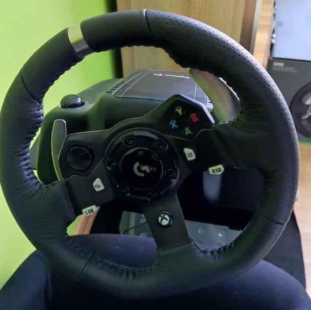 Logitech G920 kormny + szimultor szk (xbox, pc)