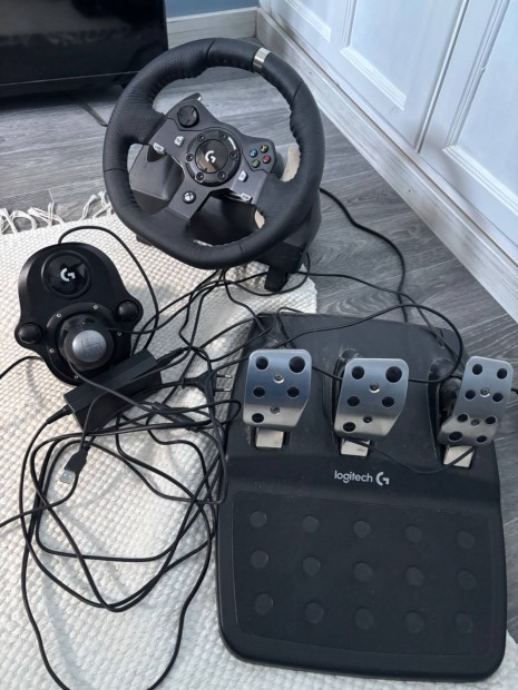 Logitech G920 kormány, pedál, váltóval