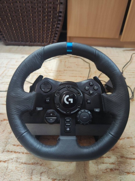 Logitech G923