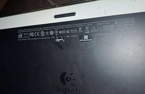 Logitech K800 billentyzet 