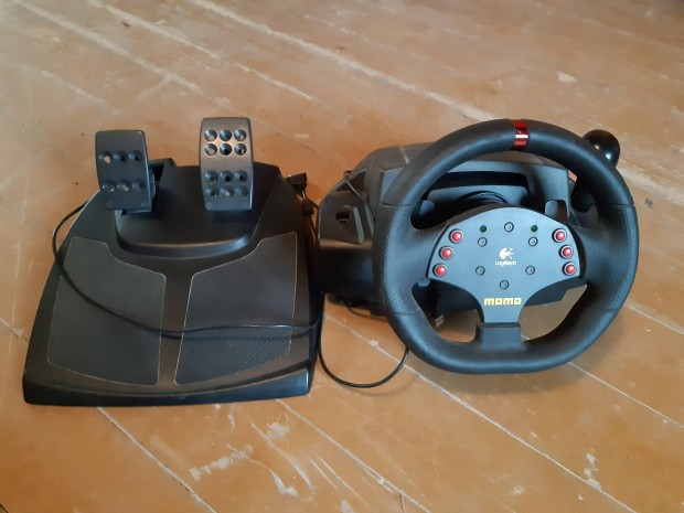 Logitech Momo Racing kormny