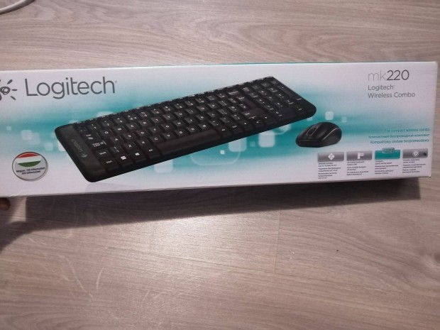 Logitech billentyűzet egérrel