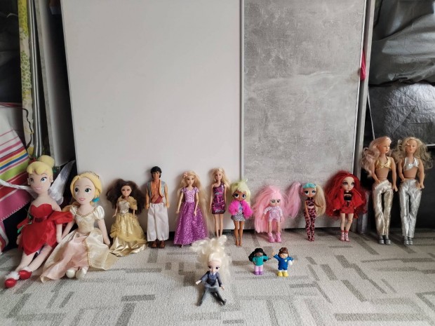 Lol rainbow barbie aranyhaj csingiling aladdin moxi teenz baba