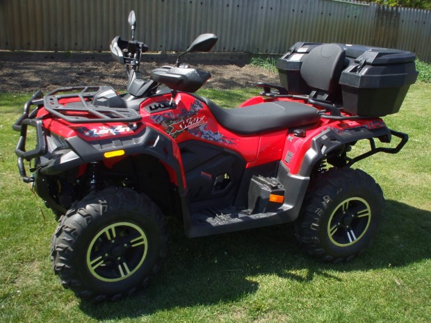 Loncin 550.L. Renszámos 2.Személyes