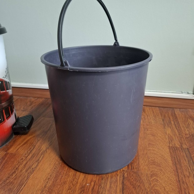 London mintás szemetesvödör 11 liter 8