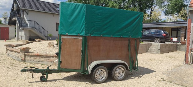 Lószállító utánfutó 1200 kg