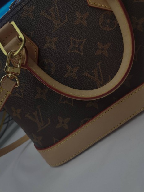 Louis Vuitton alma bb