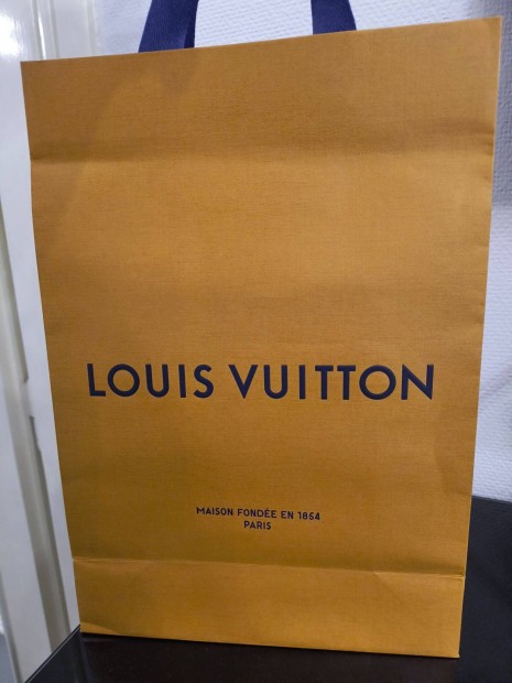 Louis Vuitton paprtska s fikos paprdoboz