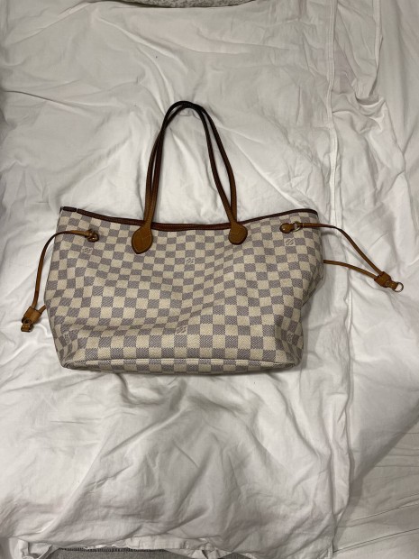 Louis Vuitton tska