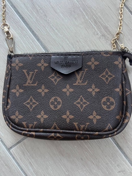 Louis Vuitton tska