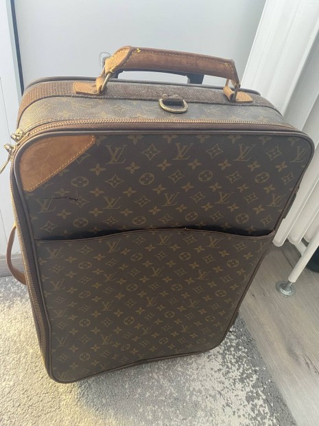 Louis Vuitton utaz brnd