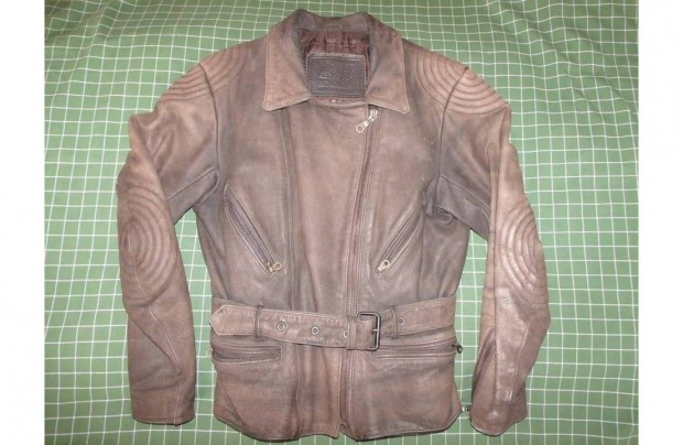 Louis protektorozhat motoros brdzseki ni 38 hibtlan nubuk