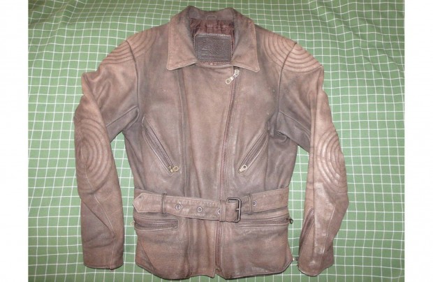 Louis protektorozhat� motoros b�rdzseki n�i 38 hib�tlan nubuk