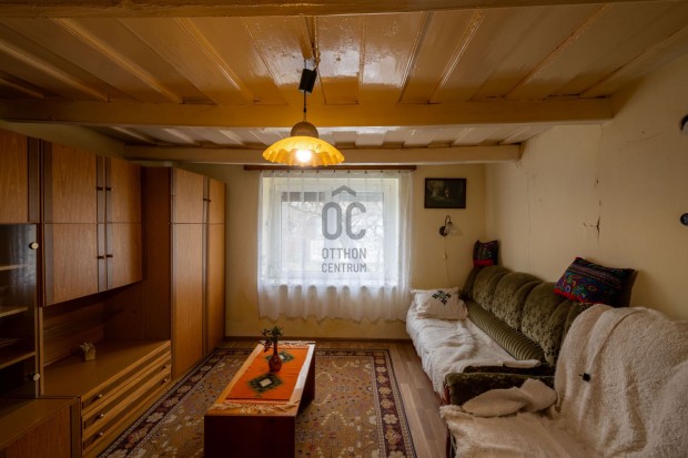 Lovasber�nyi elad� vegyesfalazat� csal�di h�z