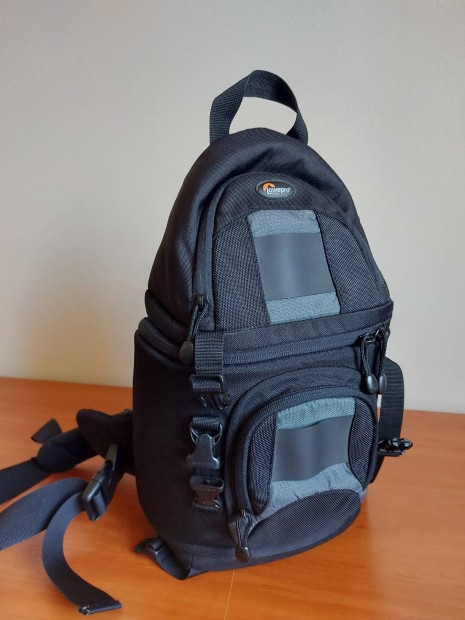 Lowepro Slingshot 100AW fots htizsk