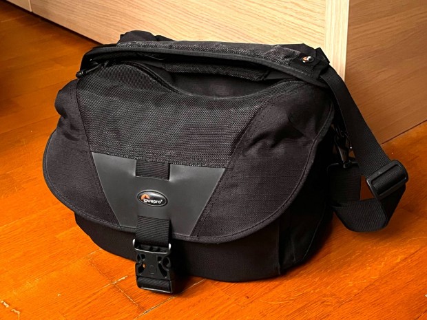 Lowepro Stealthreporter D300 AW